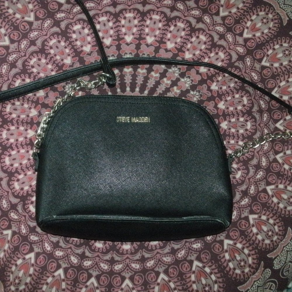 Steve Madden Crossbody Bag Purse Black Gold Chain Strap 9.5x7"